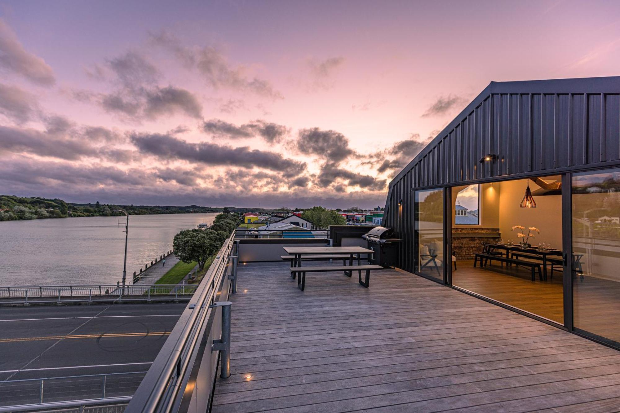Johnston Apartments - Award-Winning Building, Your Unforgettable Stay Whanganui Exteriér fotografie